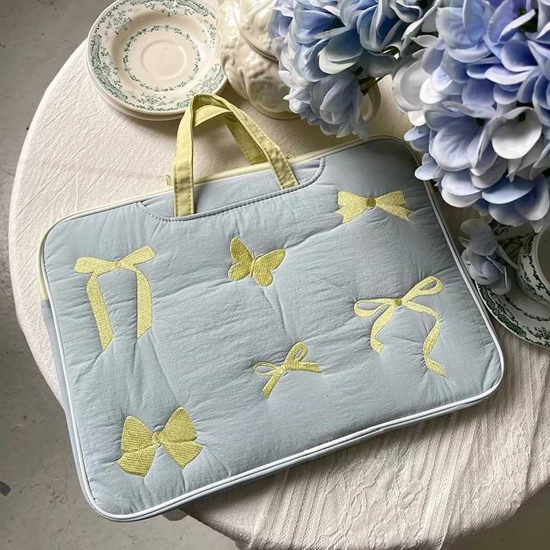 Cute Embroidered bow Laptop Handbag 133 136 14 15 156 16 Inch For Macbook Xiaomi Lenovo Huawei Samsung Notebook Carry BagT251212