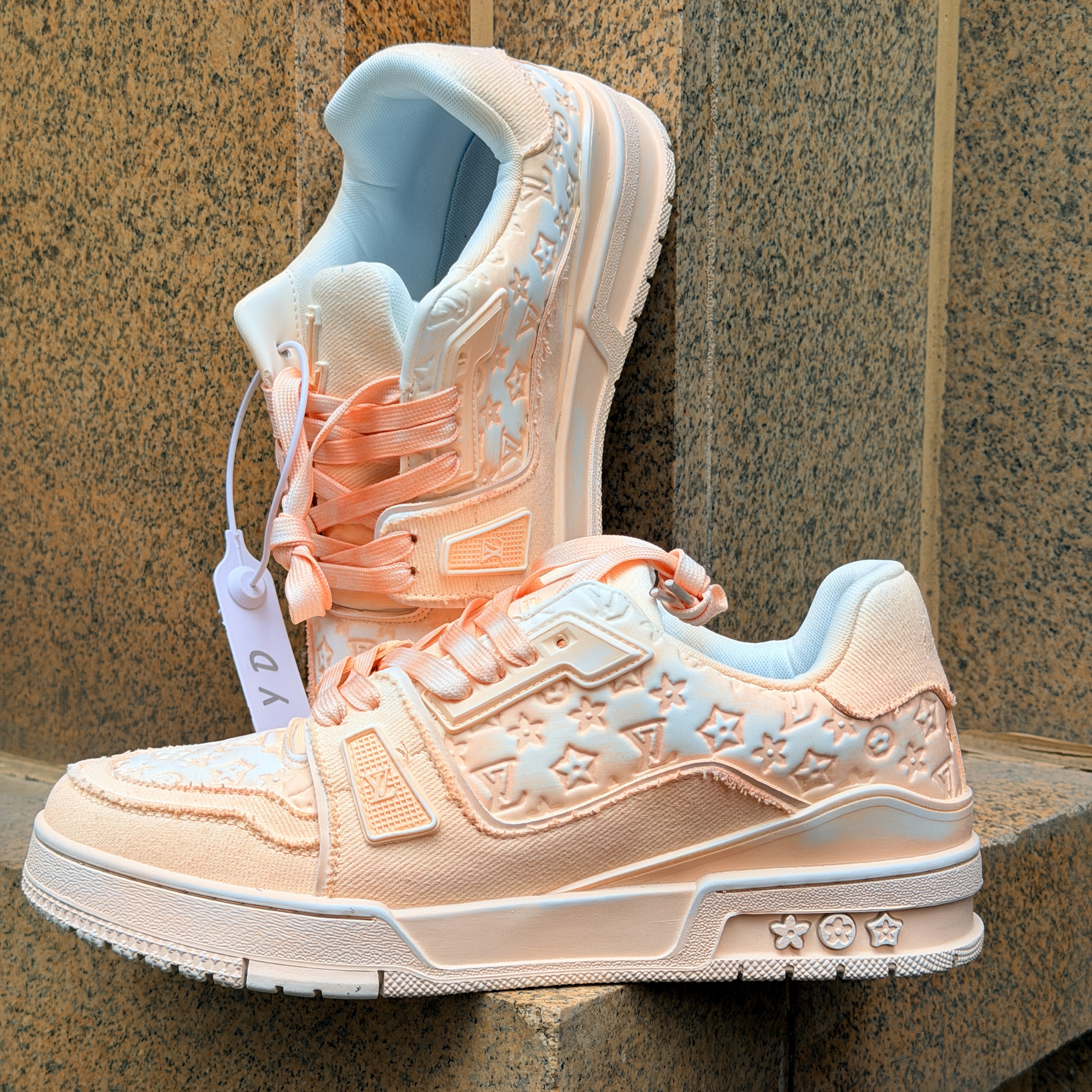 Free VUTITDN shipping designer shoes for mens womens running shoes pink black white grey orange yellow khaki outdoor sneakers sport shoes size 35-44