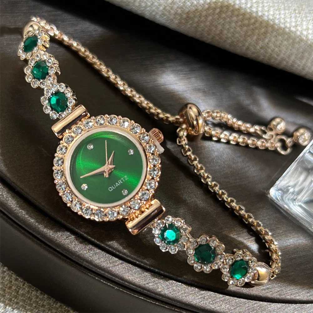 Fashion Rhinestone Women Watches Diamond Flowers Bracelet Ladies Quartz Wristwatch Y251212