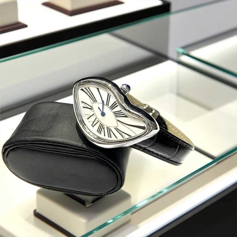 Fashionable trendy and individual genuine leather wristwatch water-resistant casual quartz watch Y251212