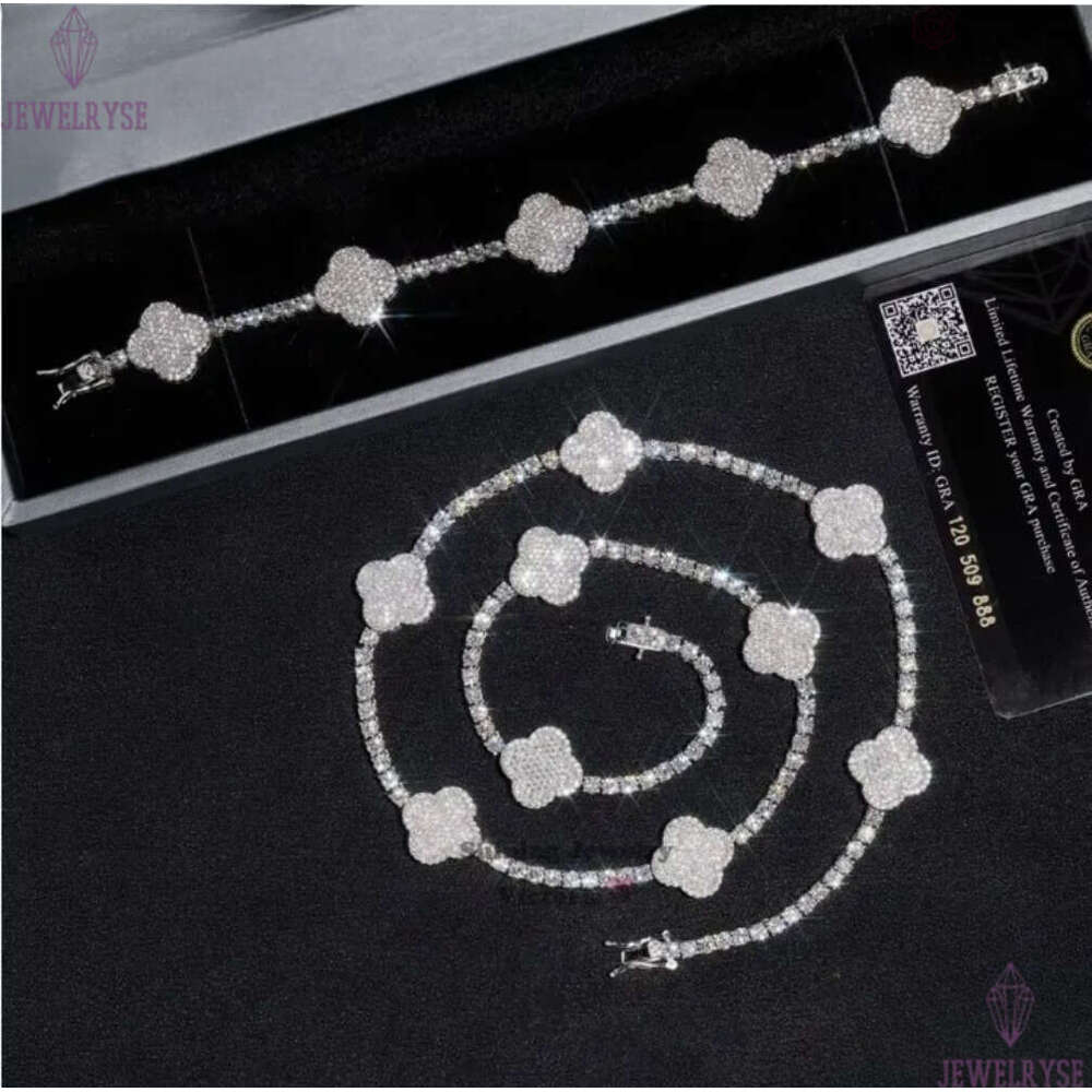 S925 Silver 2025 Latest Trend Four Leaf Clover Tennis Bracelet Factory Price Moissanite Bracelets Bangles High Quality