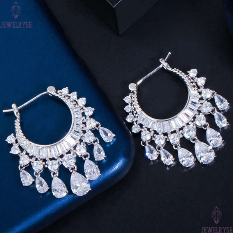 Fashion Tassel Charm AAA Cubic Zirconia Earrings Designer Copper Luxury Jewelry White Green CZ Silver Circle Earring For Women Party Friend Bride Wedd