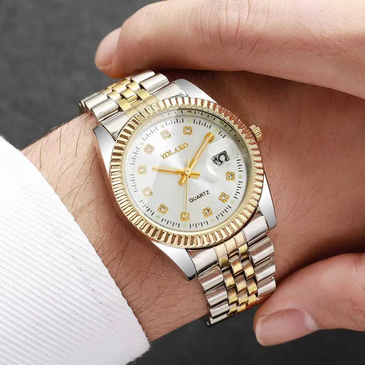 2PCS/Set Fashion Couple Watches Luxury Men Business Watch Women Calendar Quartz Wristwatch Reloj Hombre MujerWithout Box Y251212