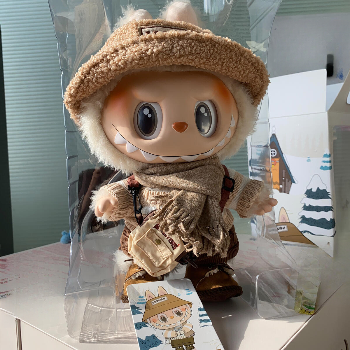 Perfect The MONSTERS DRESS BE LATTE Vinyl Plush Doll Action Figure Overalls Labubu Stuffed Toy Figurine Bust