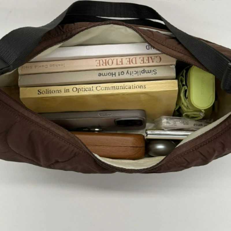 New Winter Texture Simple Crossbody Bag Korean Style Embroidery Cmuting Hobo Bag Fi Casual and Versatile Shoder Bag Y251211