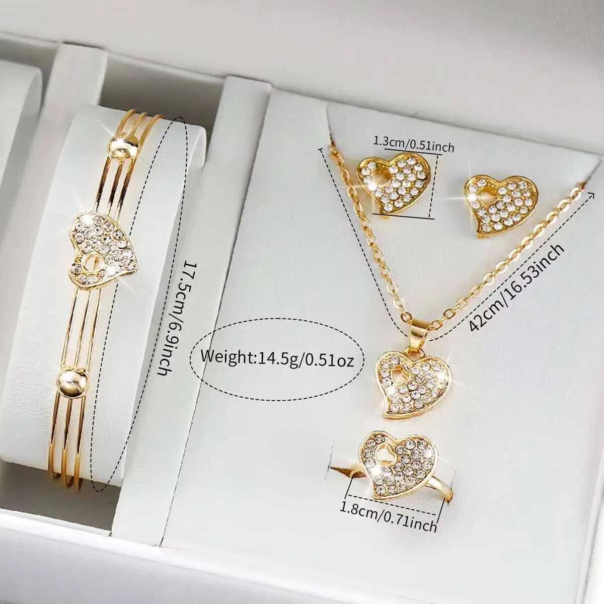 6PCS/Set Fashion Plastic Band Womens Watch Female Quartz Watch Rhinestone Heart Jewelry SetWithout Box Y251212