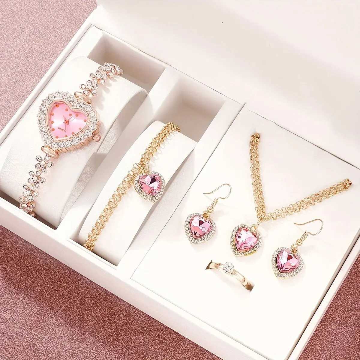 6pcs Womens Watch Rhinestone Heart Pointer Quartz Watch Cute Bracelet Wrist Watch Jewelry Set Gift For Her Y251212