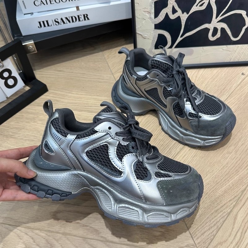 2026 New Autumn Women's Platform Dad Shoes Hot Selling Versatile Elevator Shoes Casual Sports Sneakers eur35-40