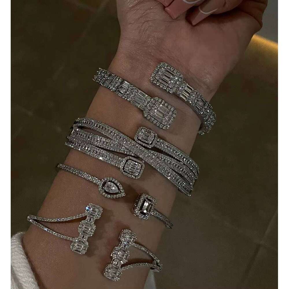 2023 New Luxury Rectangular Micro Pave VVS Moissanite Iced Jewelry Women's Charm Bracelet