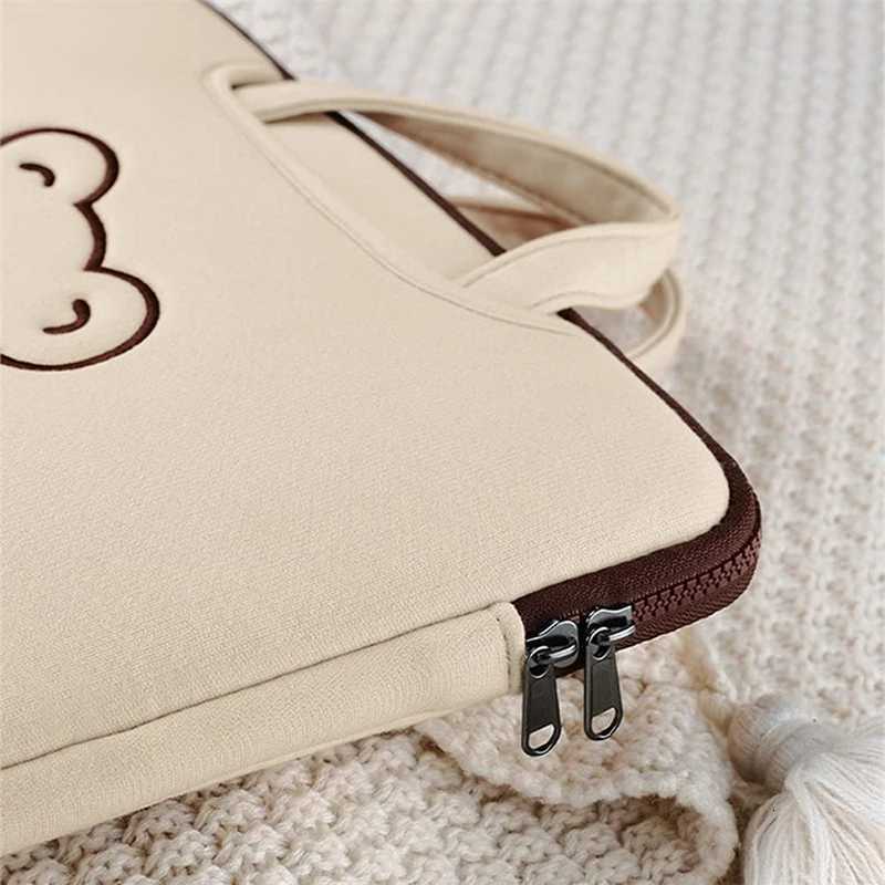 Cute Cartoon Bear Laptop Bag Case for Macbook Air Pro Hp Lenovo 13 14 15 156 16 Inch Notebook Lap Tops Carrying Handbag CoverT251212