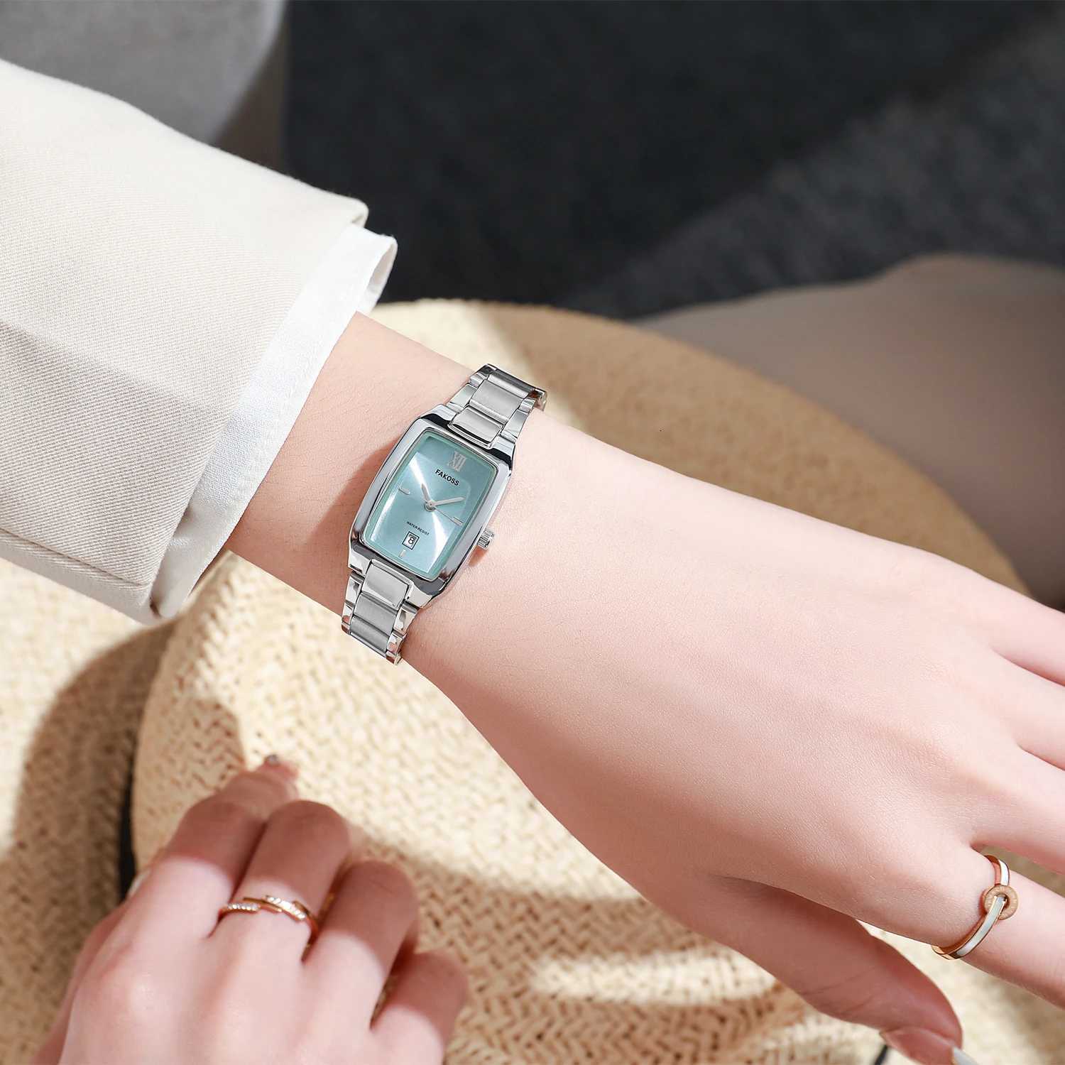 WWOOR 2025 Fashion New Womens Watches Waterproof Ladies Quartz Watch Luxury Simple Stainless Steel Bracelet Watch Reloj mujer Y251212