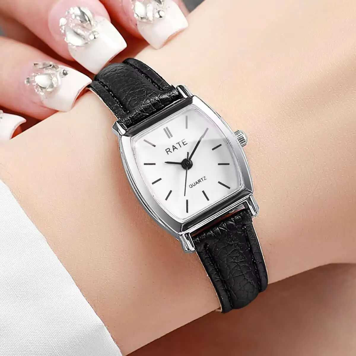 2PCS/Set Fashion Small Dial Women Watches Casual Leather Strap Quartz Wristwatch Reloj Mujer Girls Clock GiftWithout Box Y251212