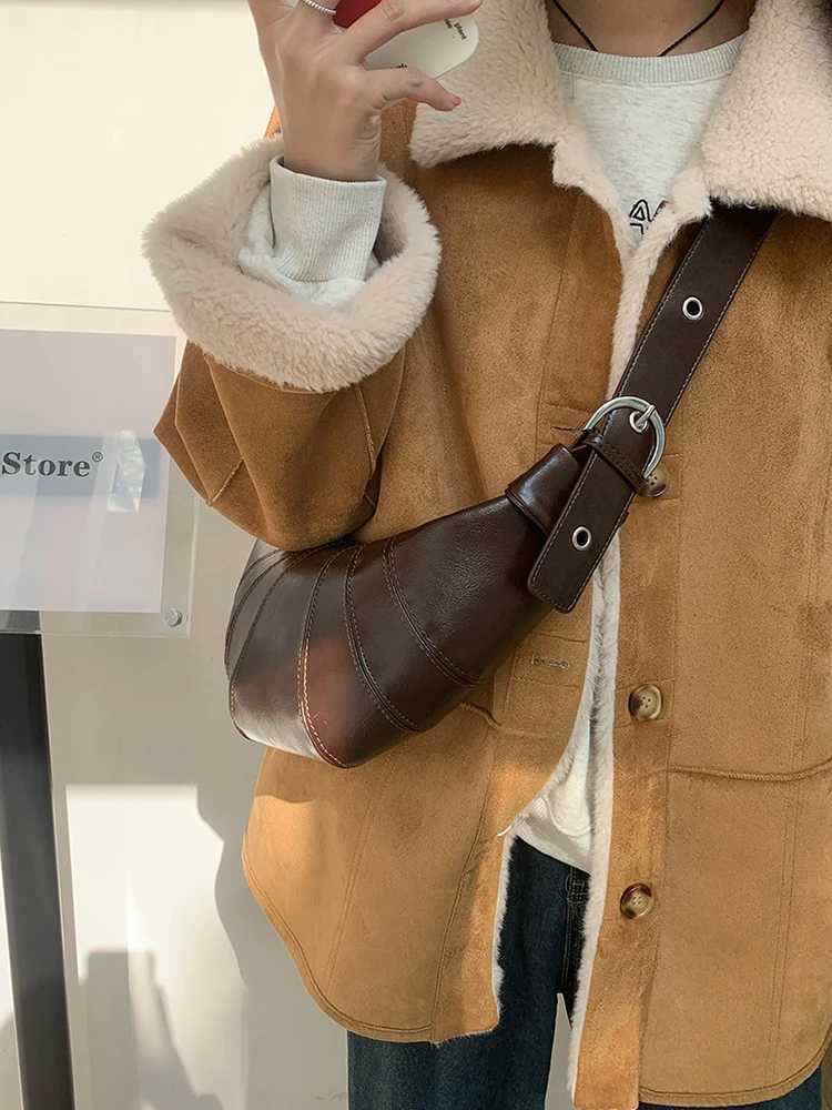 2025 autumn and winter new croissant fiable crossbody bag shoder bag armpit bag daily cmuting wens bag Y251211