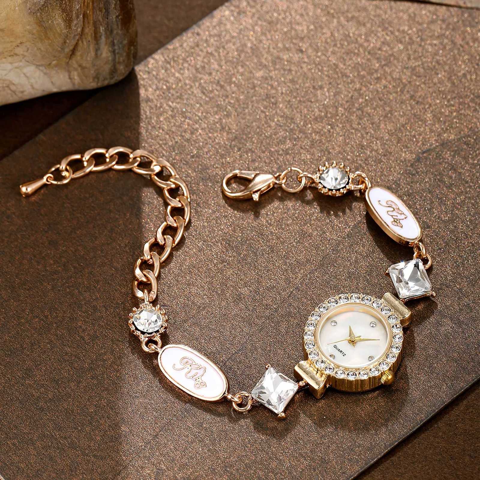 Elegant Bohemian Womens Watch Fashion Rhinestone Ladies Bracelet Band Quartz Watches Reloj Mujer Girls Clock GiftWithout Box Y251212