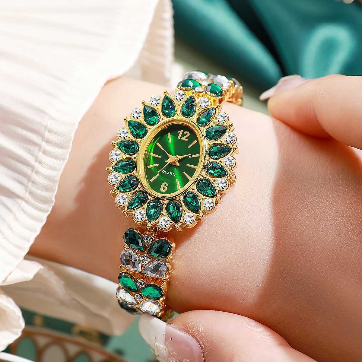 1PC Surprise Mystery Watch Blind Box-Women Watches Fashion Rhinestone Bracelet Quartz Wristwatch Reloj MujerWithout Box Y251212