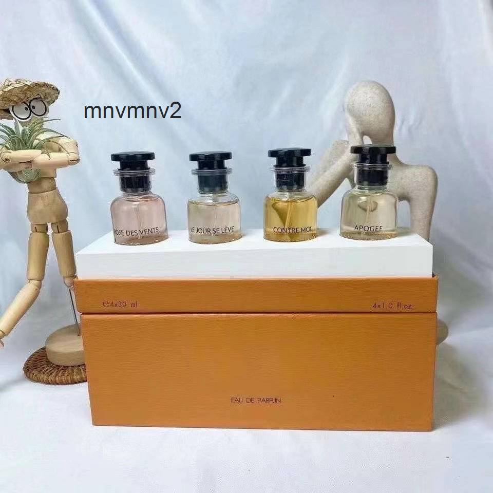 High Quality Perfume set 30ml 4pcs fragrances Gift Box Louis Vuittons LouisVuittons Heures Parfum spray Long lasting smell Brand Man Women Cologne Mist