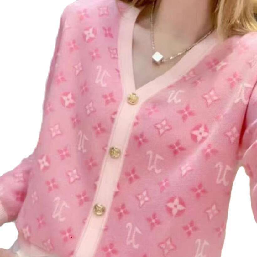 2024 Autumn Winter New Letter Jacquard Versatile Sweater Cardigan Fashionable Slimming Women's Long Sleeve Top