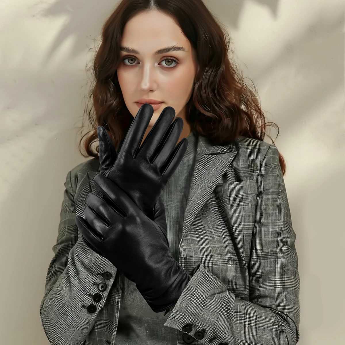 1Pair Genuine Leather Womens Winter Gloves Touchscreen Compatibility Warmth Full-Finger with Plush Lined Perfect for Gifts Y251211