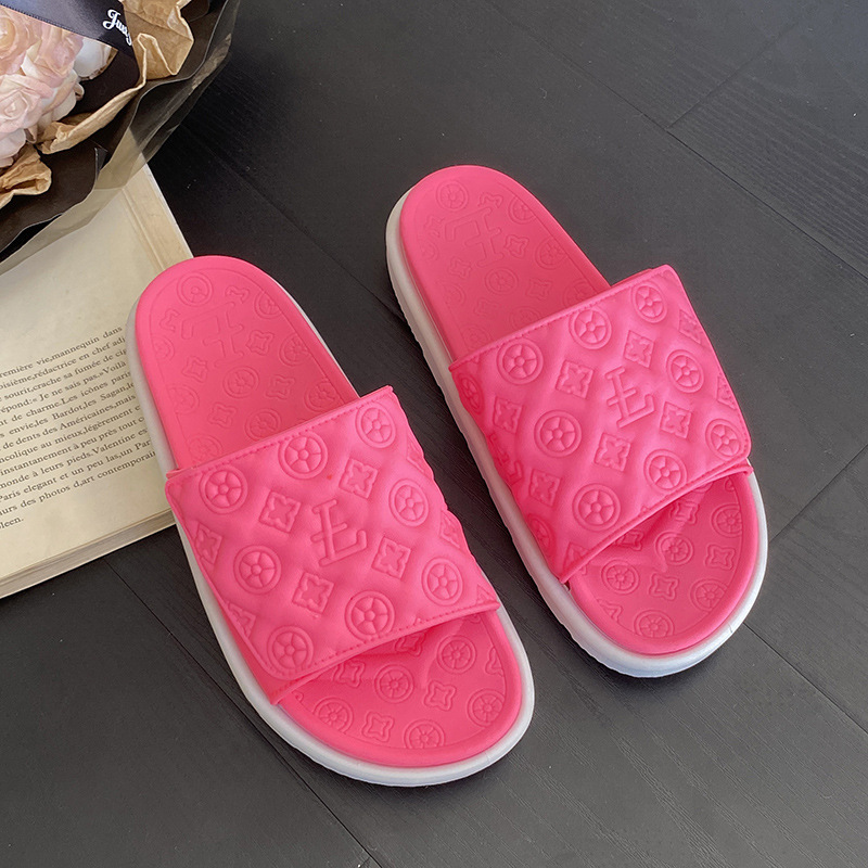 Free Shipping 2026 Summer New Design Couple's Versatile Beach Slippers Fashionable Embossed Casual Thick Bottom Soft Bottom Outerwear Men's 