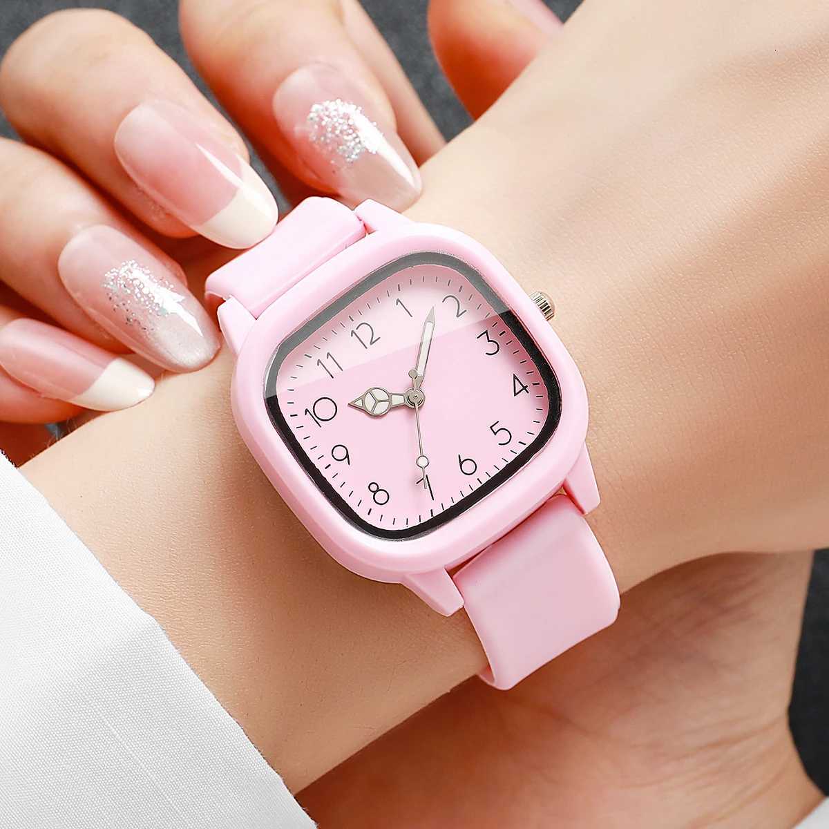 3PCS/Set Ladies Silicone Strap Watch Fashion Arabic Dial Women Quartz Watches Girls Clock Reloj MujerWithout Box Y251212