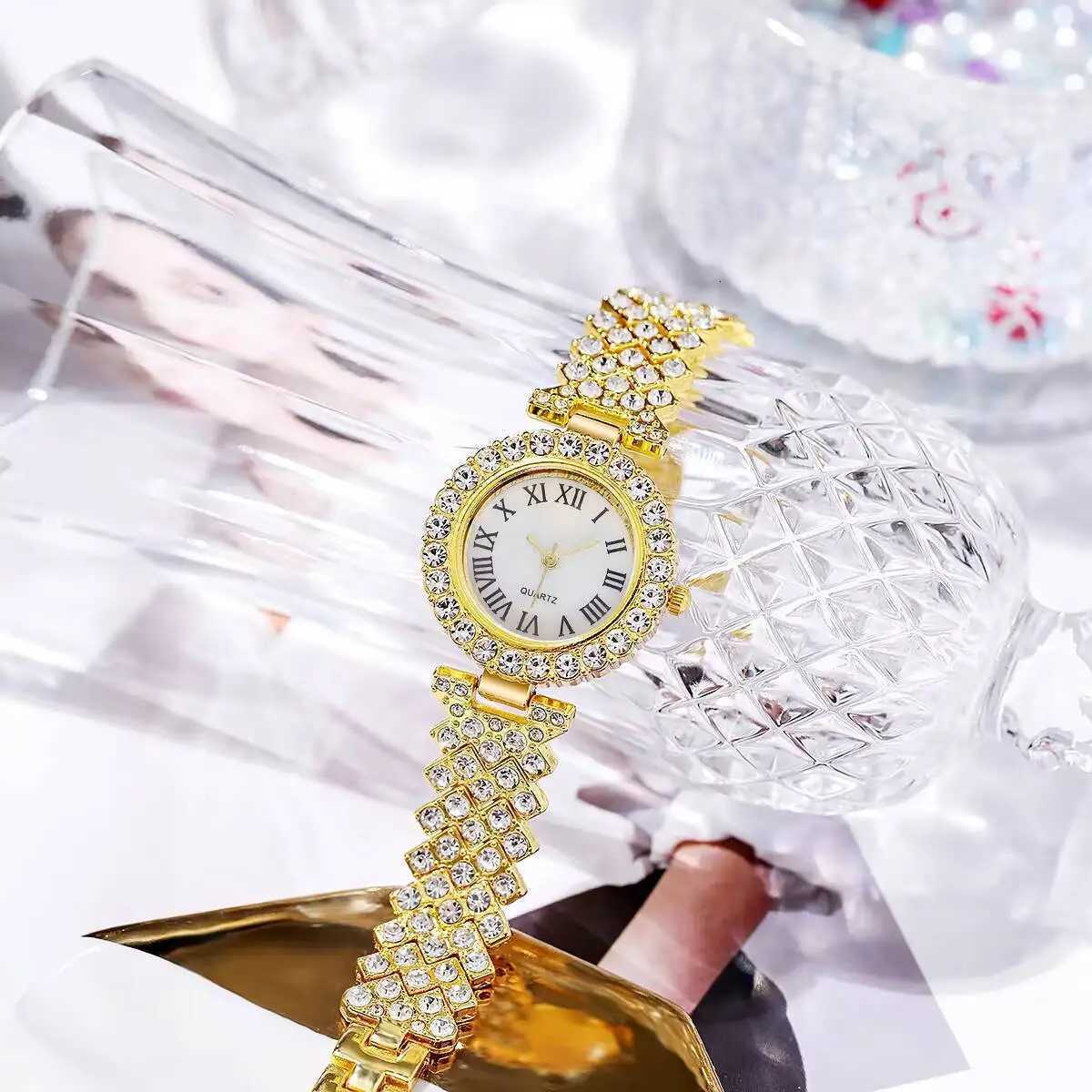 6PCS/Set Luxury Rhinestone Women Watches Fashion Roma Dial Quartz Watch Jewelry Set Reloj Mujer Girls Clock GiftWithout Box Y251212