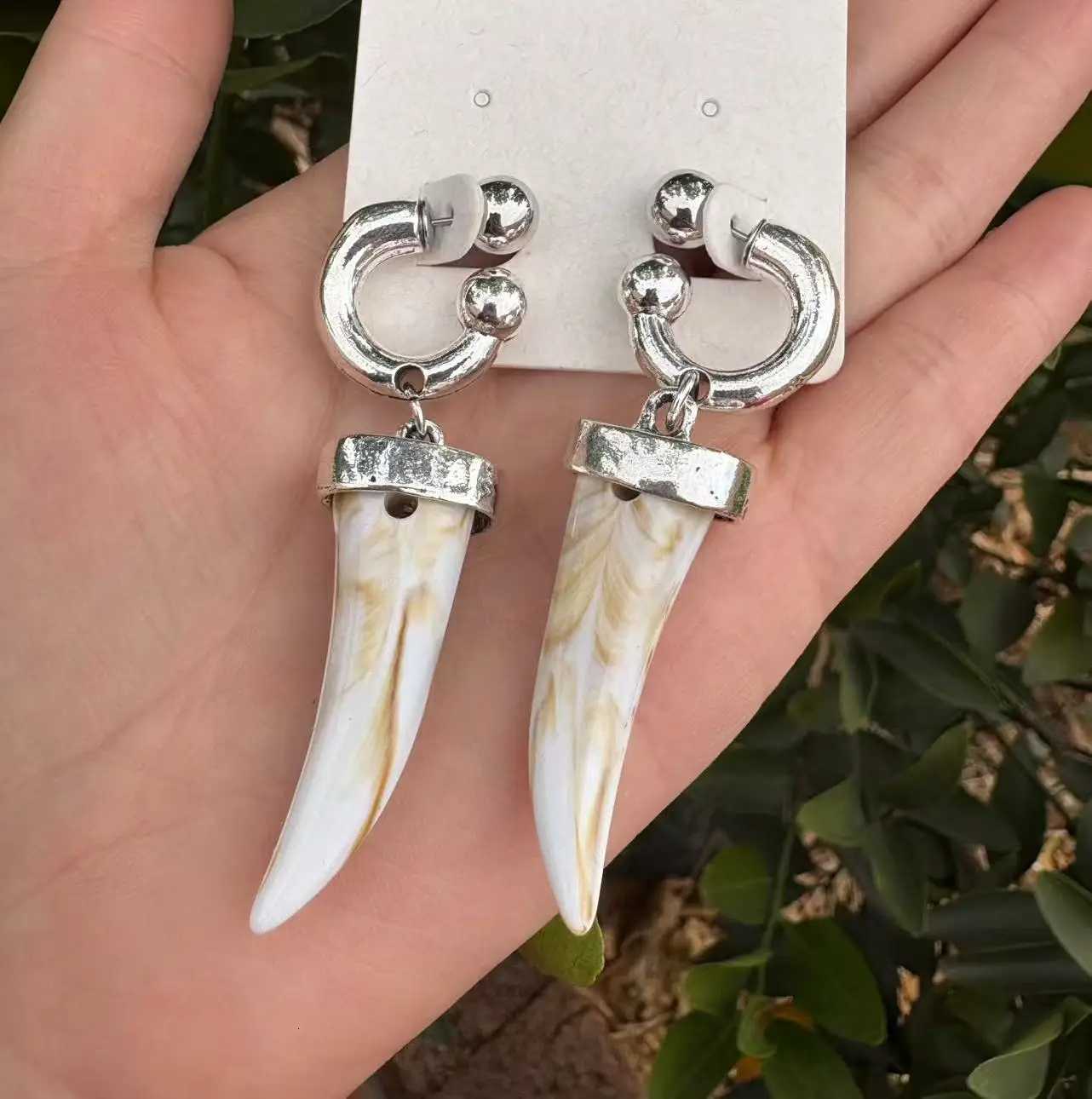 Z-STYLE Elegant and creative horn pendant earrings X251212