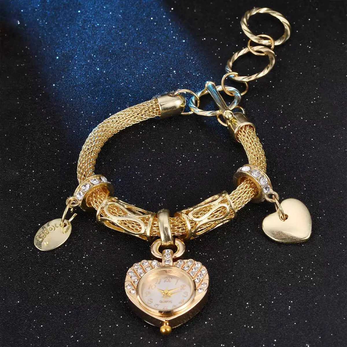 Luxury Rhinestone Womens Watch Fashion Heart Dial Ladies Bracelet Quartz Wristwatches Reloj Mujer Y251212