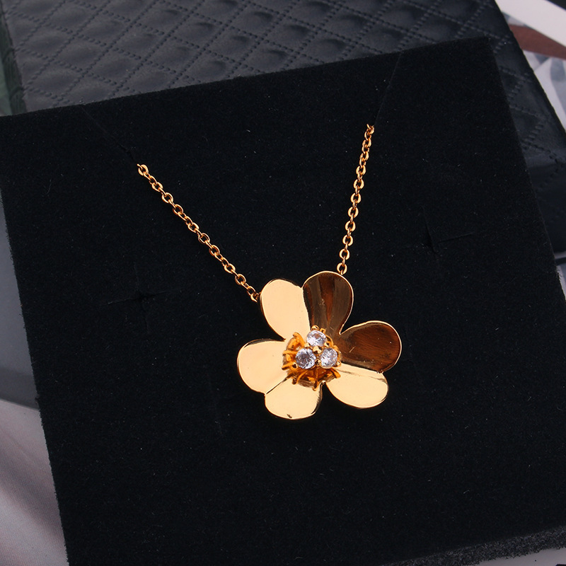 New Women's Fresh Plum Blossom Necklace Micro Pave Zircon Simple Floral Earrings Fashion Holiday Jewelry Set