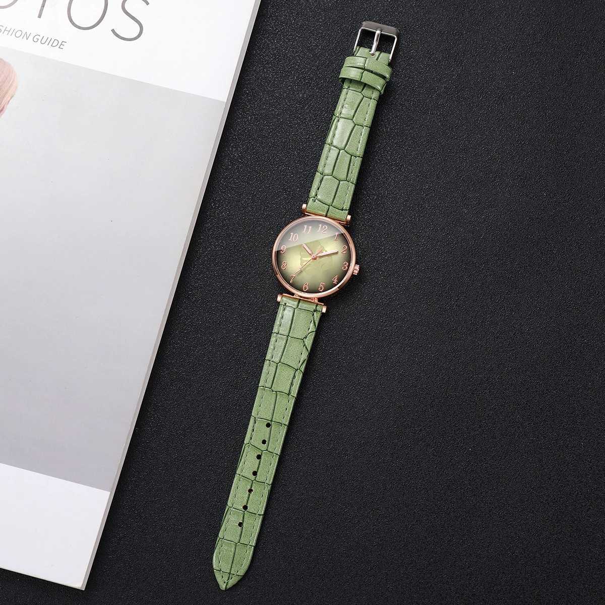 1/5PCS Fashion Leaf Dial Womens Watch Leather Band Ladies Quartz Wristwatch Rhinestone Jewelry Set Reloj MujerWithout Box Y251212