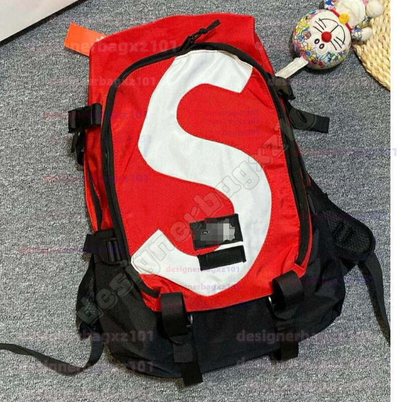 Supremebag Designer Luxury Tote Bag Supremely Backpack Sac De Luxe School Outdoor Messenger Bags Tweed Pack Crossbody Shoulder Multiple Pocket Fashion Student Bag