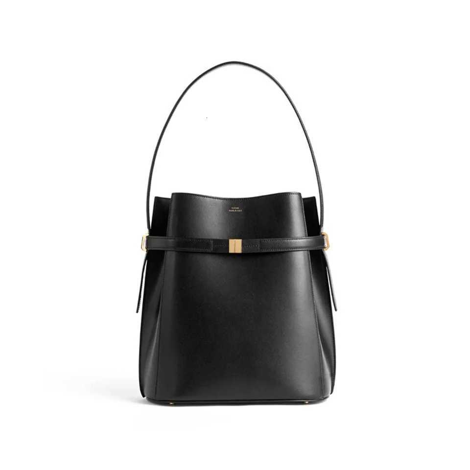 Large capacity bucket bag niche letter simple and versatile handheld wens shoder bag Y251211