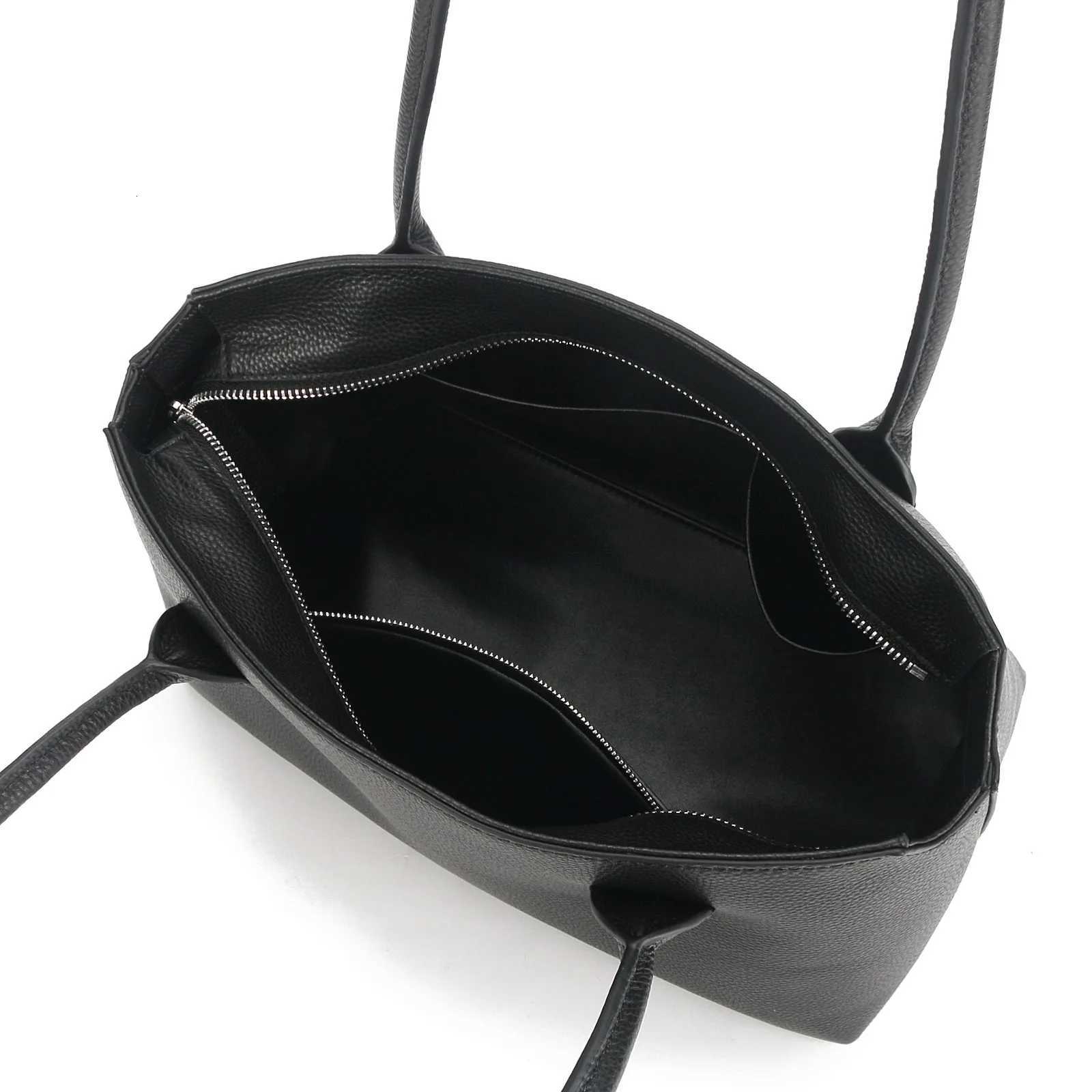 2025 Spring/Summer Leather Minimalist Style Mti-purpose Tote Bag Large Capacity Underarm Bag Genuine Leather Handbag for Wen Y251211