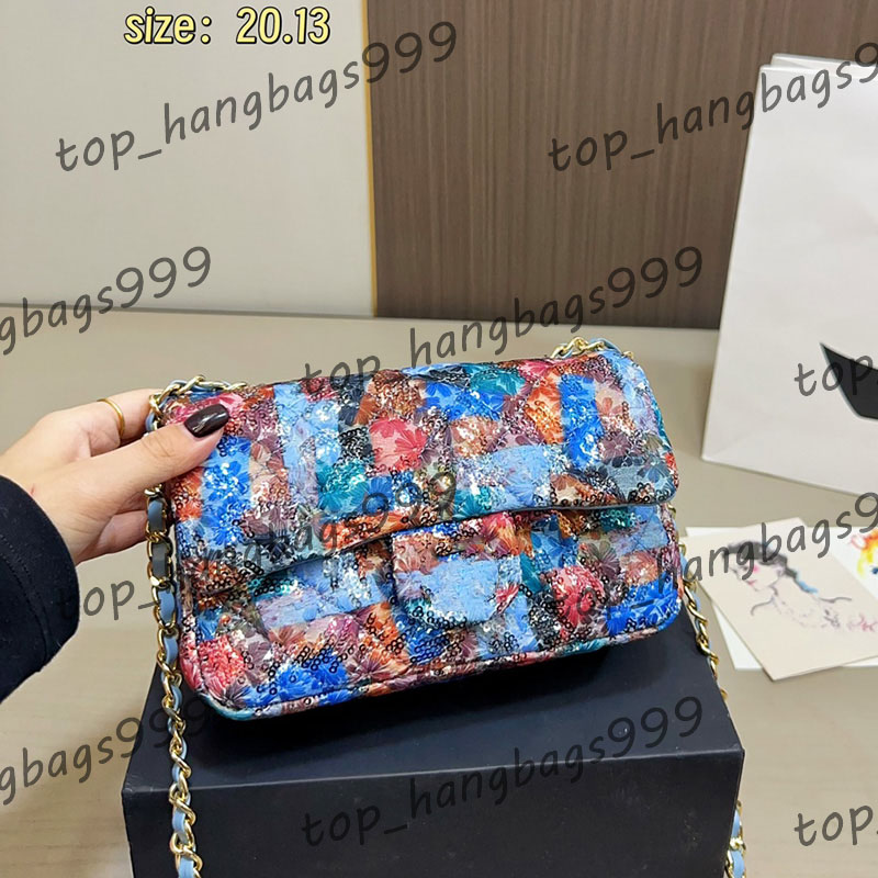 CF Shiny Sequins Decoration Women Stylish Shoulder Bag Irregular Stripe Pattern Multicolor Chain Purse Gold Hardware Luxury Handbag Cross Body Dinner Bags 20x13cm