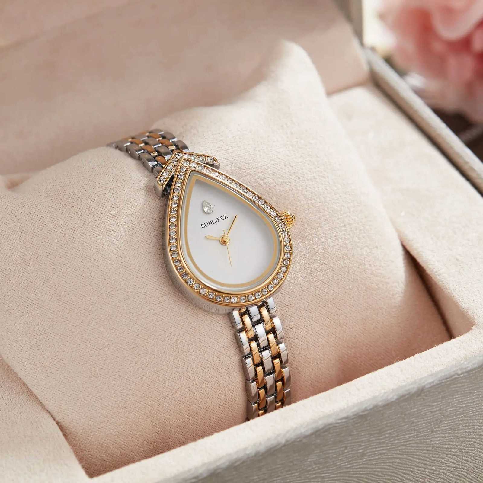 New Vintage Elegant Womens Watch Set Diamonds No Scale Water Droplet Shaped Dial Steel Strap Waterproof Quartz Watches Reloj Y251212