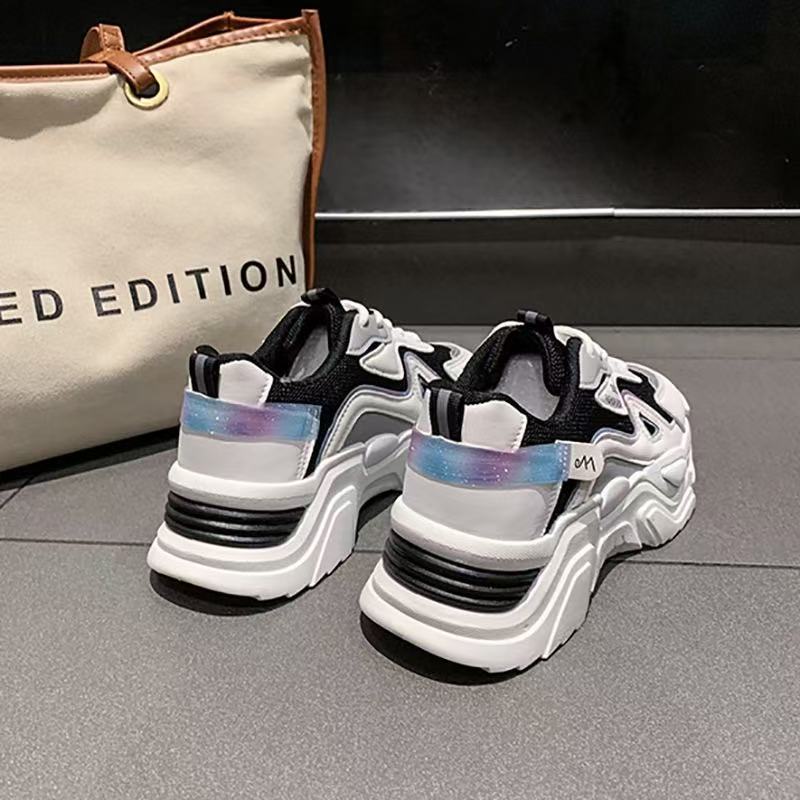 2025 Spring and Autumn Running Breathable Thin Sneakers Women's Versatile Casual Shoes Thick soled Shoes Trendy Shoes