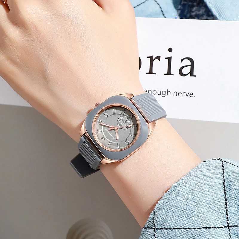 Fashion Square Women Quartz Watch Casual Silicone Band Ladies Wristwatches Reloj Mujer Girls Clock Gift Y251212