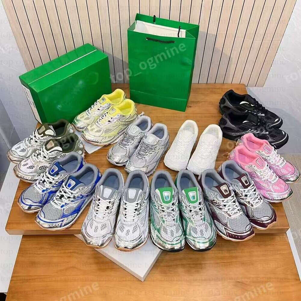 Top Quality Sneaker Designer Runner Casual Women Men Trainers Metal Leather Mesh Nylon Fabric Sneakers Green Blue White Black Pink Flat Shoes With Box and Bag