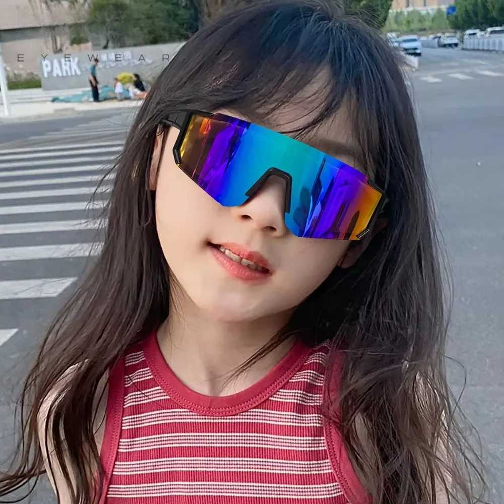 Children Cycling Sunglasses Boys Girls Fashion Trend Outdoor Sun Glasses Girls UV 400 Protection Lens Sports Eyewear for Kids G251212