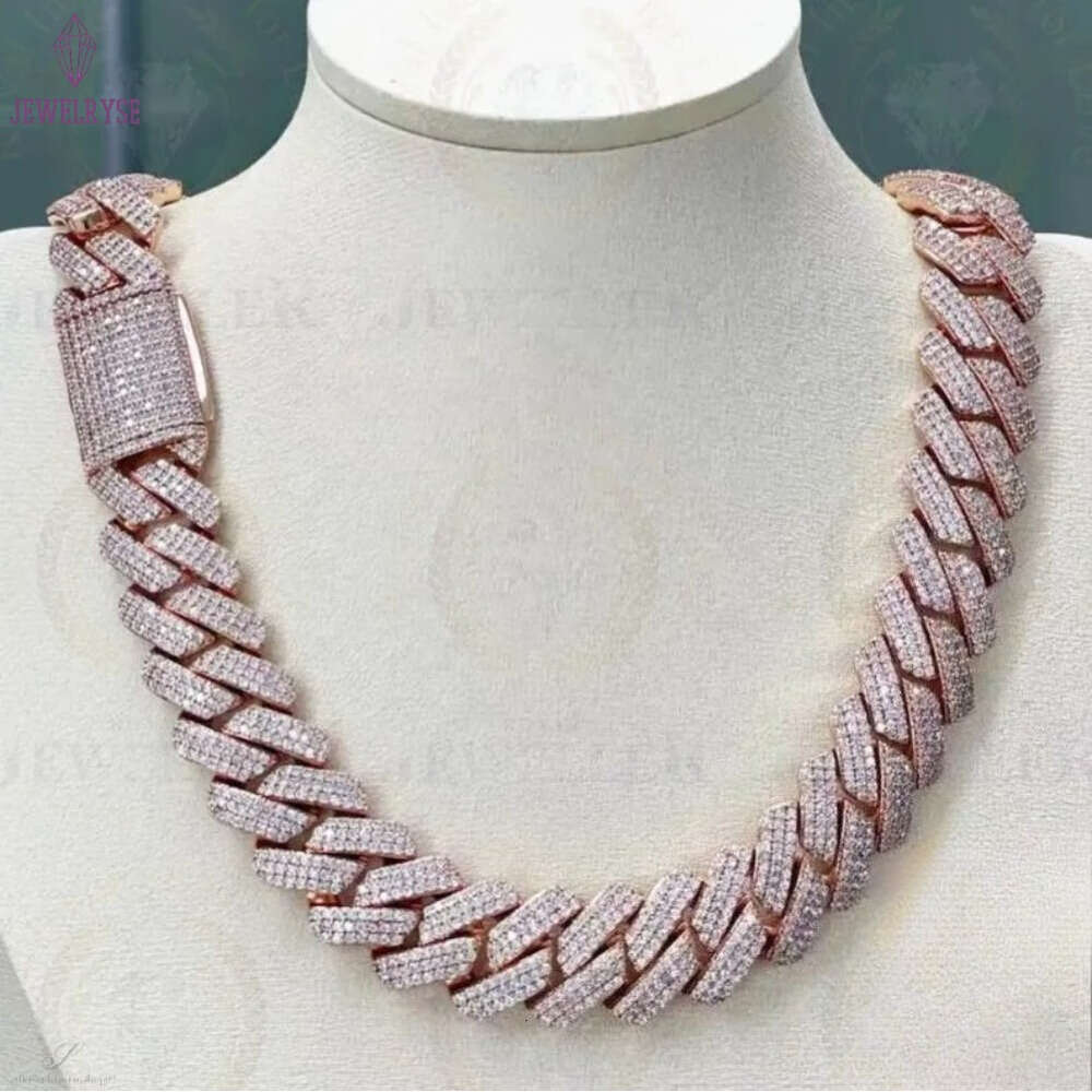 Affordable Luxury Moissanite Diamond Necklace for Women Brilliant Cut Stone Hypoallergenic Jewelry Perfect Gift Idea