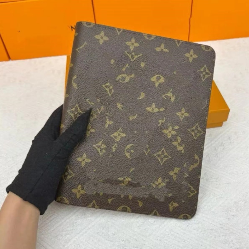 luxury Agenda Large Desk agenda Cover Holders Business Notebook Diary Protective Case Card Holder Wallets Desktop Designers Notepad unisex Size 20100