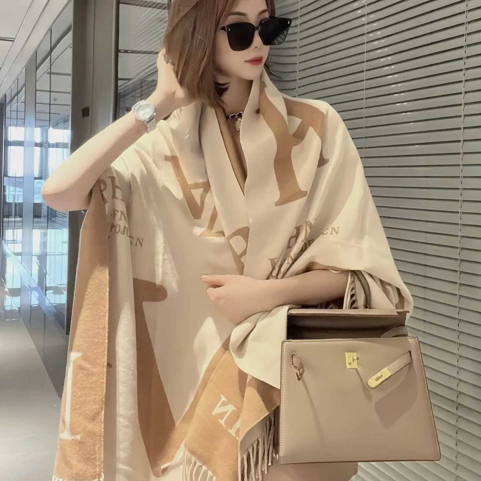 Luxury Winter Two-Sided Print Cashmere Scarves Women High Quality Thicken Wrap Shawl Ladies Pashmina Scarf Big Size 18565cm Y251211