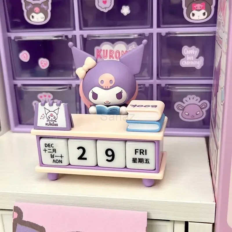 Sanrio Kuromi Pochacco Kawaii cute mini sitting doll practical calendar desktop decoration ornaments cartoon girl heart gift H251212