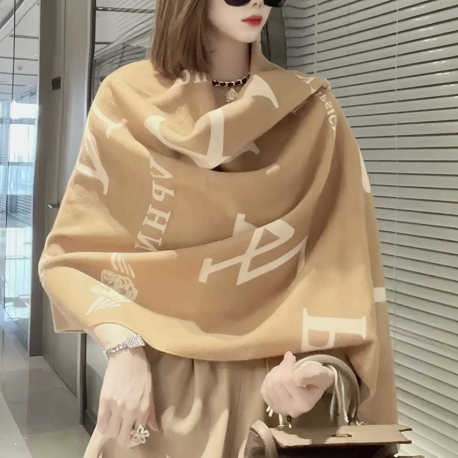 Luxury Winter Two-Sided Print Cashmere Scarves Women High Quality Thicken Wrap Shawl Ladies Pashmina Scarf Big Size 18565cm Y251211