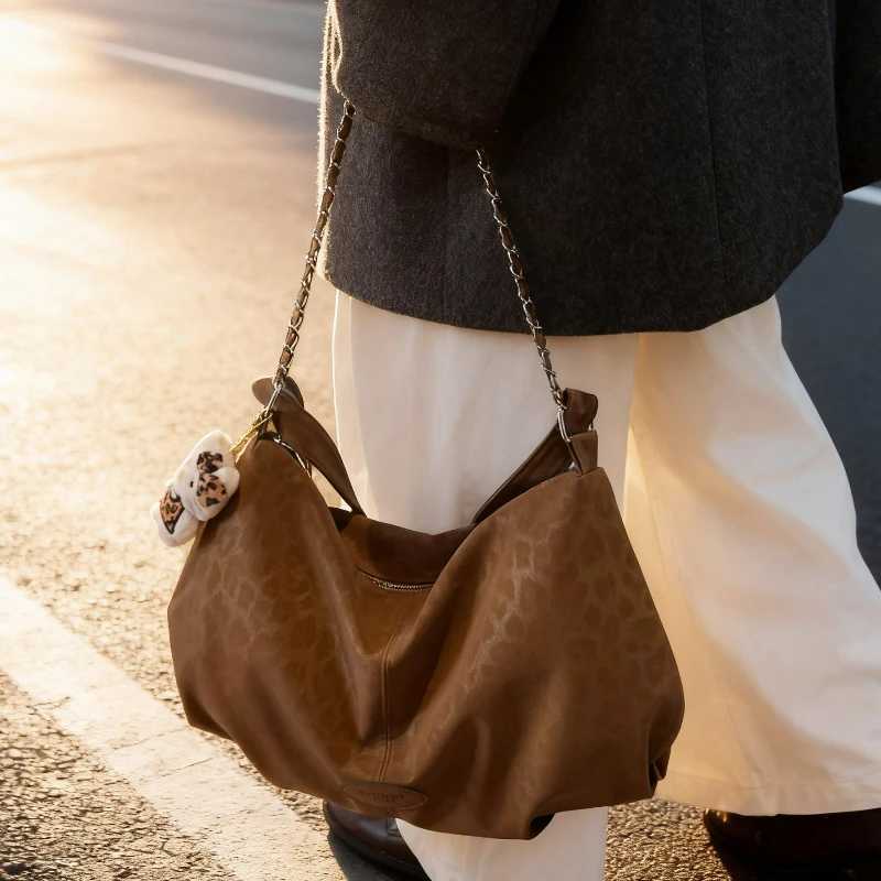 Leopard Print Cmuting Crossbody Bag French Lazy Style Large Capacity Shoder Bag for Wen Texture and Versatile Storage Bags Y251211