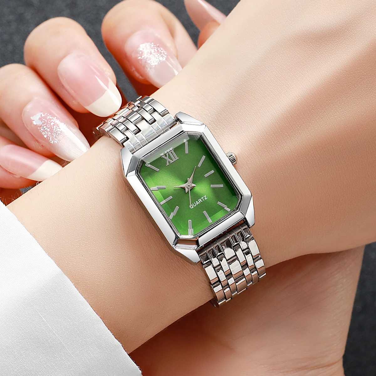 1PCSurprise Mystery Watch Blind Box- Fashion Rectangle Women Quartz Wristwatch Reloj MujerWithout Box Y251212