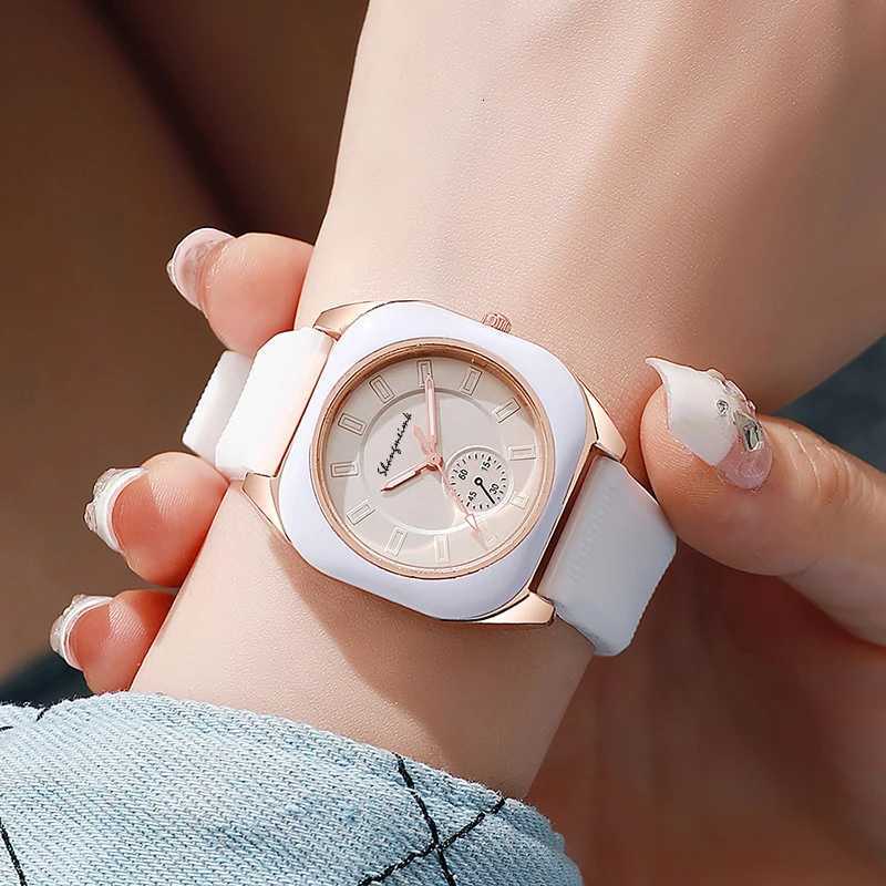 Fashion Square Women Quartz Watch Casual Silicone Band Ladies Wristwatches Reloj Mujer Girls Clock Gift Y251212