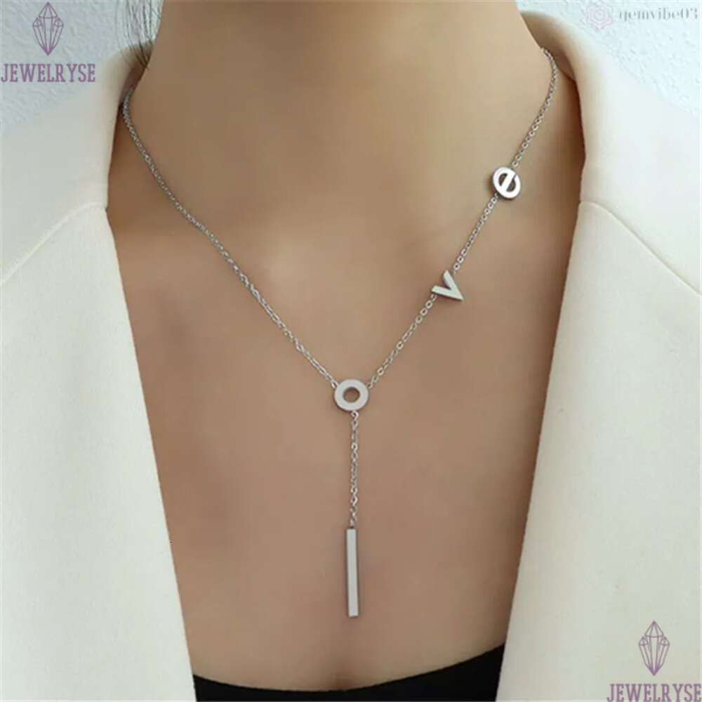 new love lettres sweater silver chain designer necklace for woman party home stainless steel pendant long rose gold necklaces daily outfit jewelry bir