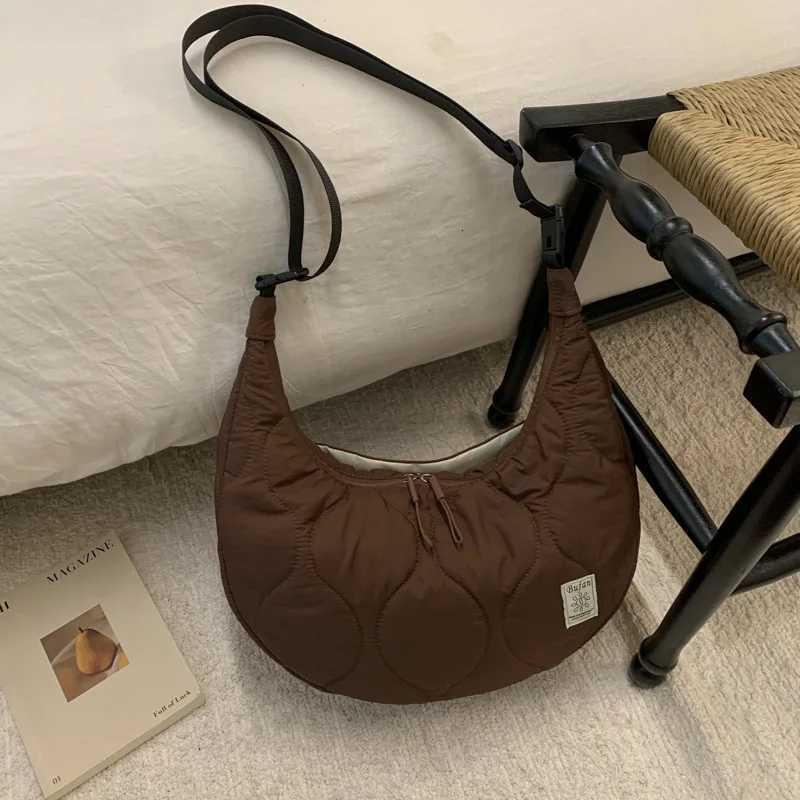 New Winter Texture Simple Crossbody Bag Korean Style Embroidery Cmuting Hobo Bag Fi Casual and Versatile Shoder Bag Y251211