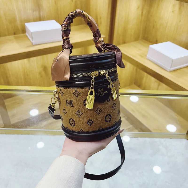 Texture Portable Bucket Bag For Wen Printed Cylinder Shoder Bag Luxury Purses And Handbags Crossbody Bag Cute Sahel Y251211