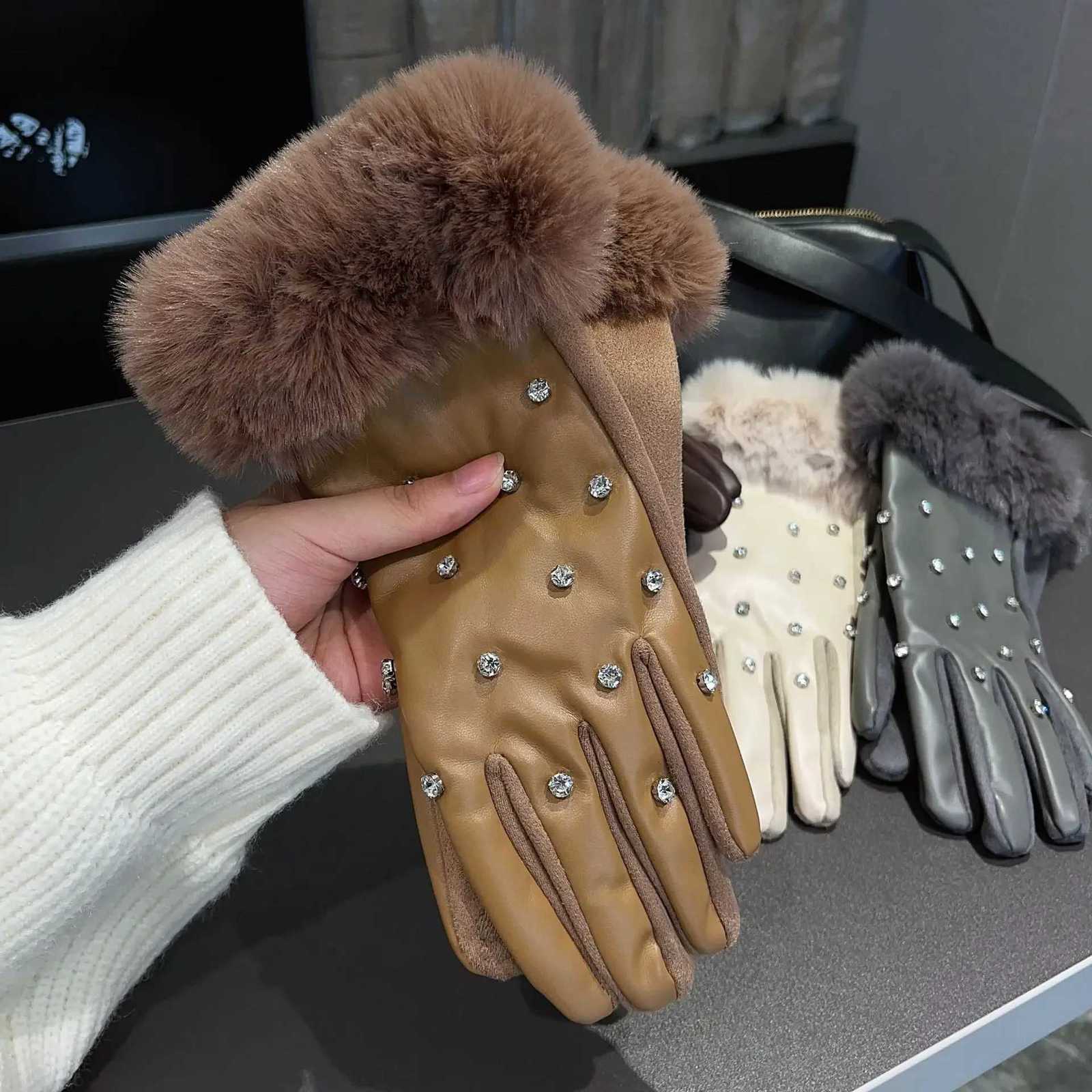 Luxury Rhinestone Womens PU Leather Gloves Cold Proof Winter Warm Gloves with Faux Fur Trim Cuff Thermal Lining Party Gloves Y251211